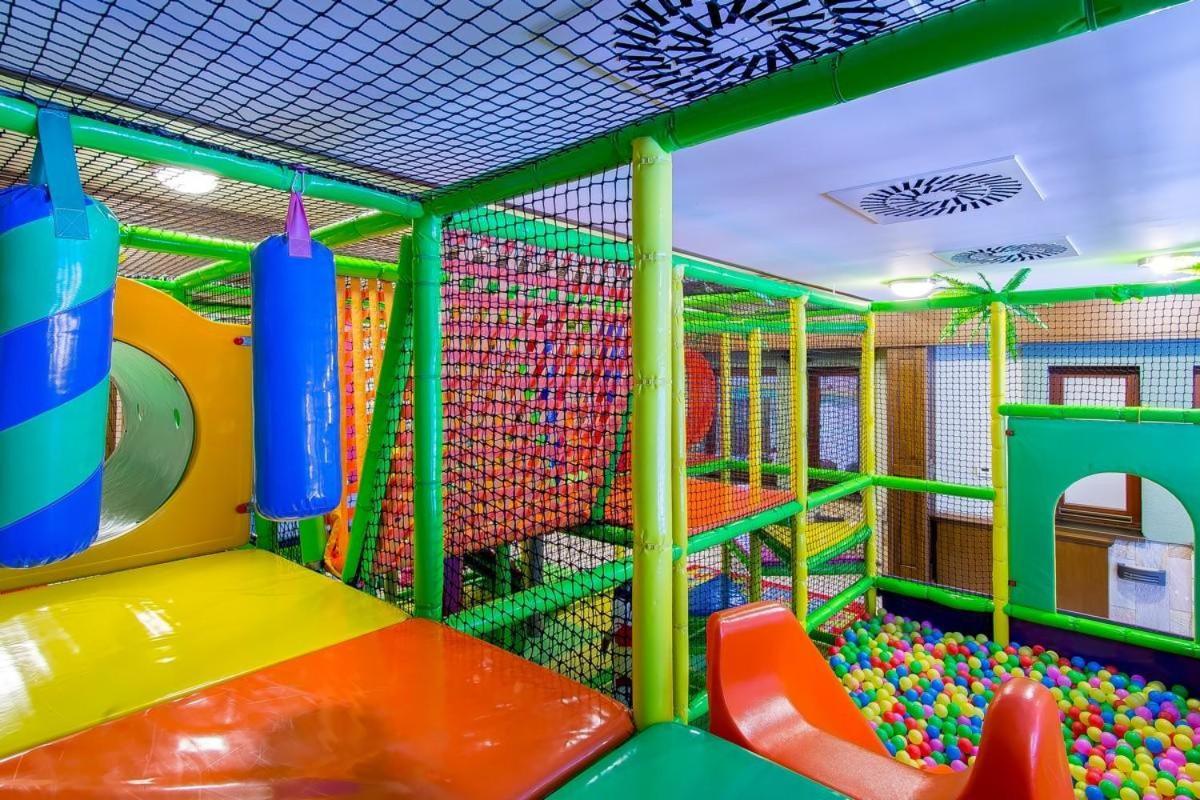 Aplend Wellness Hotel Borovica Štrbské Pleso Exterior foto